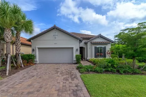 8767 Cavano St E, Naples, FL 34119 photo 2