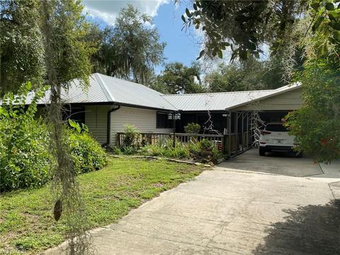 4002 Teak Ct, Labelle, FL 33935 photo 1