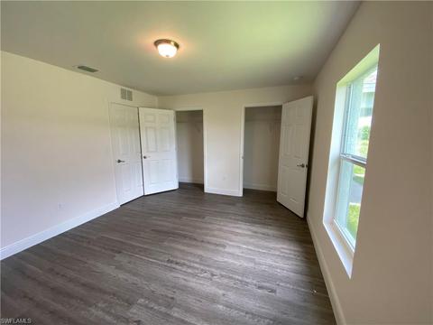 8025 Olive Cir, Labelle, FL 33935 photo 4