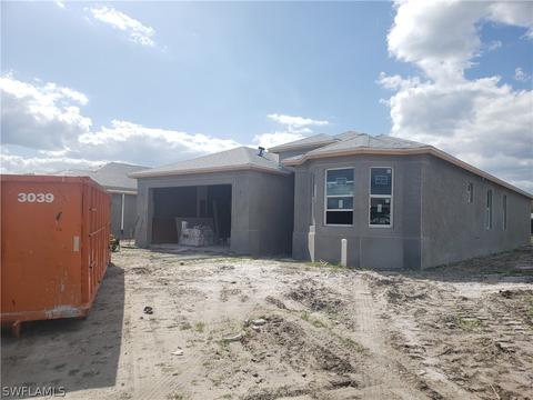 1075 Jackson Ct, Immokalee, FL 34142 photo 2