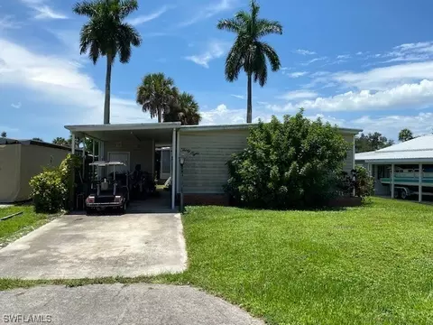 38 Henderson Dr, Naples, FL 34114 photo 1