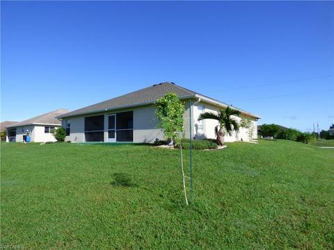 1144 Emory St E, Lehigh Acres, FL 33974 photo 4