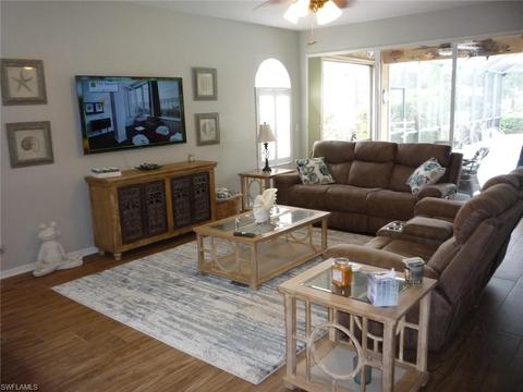 9650 Raven Ct, Estero, FL 33928 photo 2