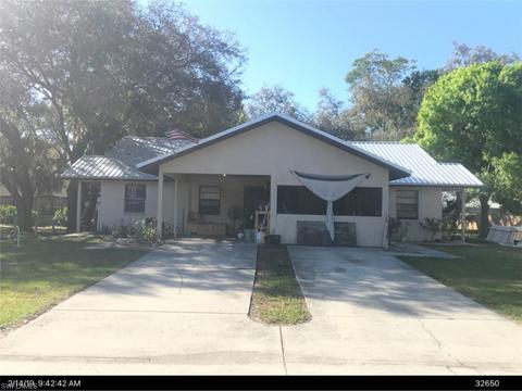 281 3rd Ave, Labelle, FL 33935 photo 1