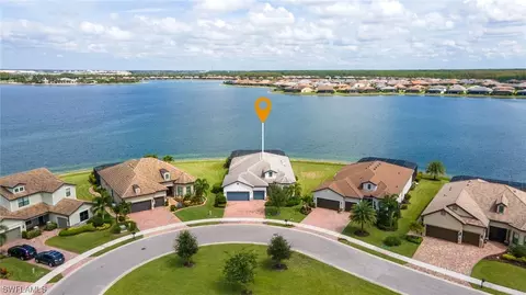 14319 Shores Ct, Estero, FL 33928 photo 2