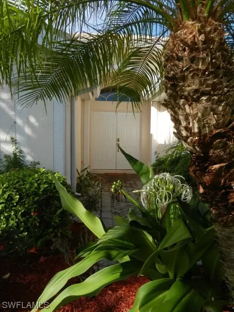 Undisclosed, Naples, FL 34104 photo 3