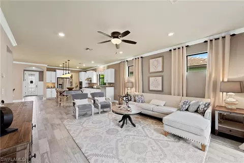 7218 Wiregrass Ct, Naples, FL 34114 photo 4