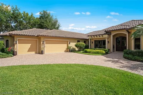 20099 Cheetah Ln, Estero, FL 33928 photo 3
