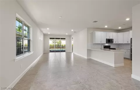 20009 Parrot Key Ct, Estero, FL 33928 photo 5
