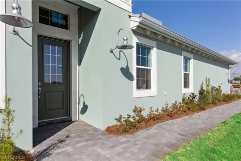 5739 Highbourne Dr, Naples, FL 34113 photo 2