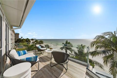 250 Key West Ct, Fort Myers Beach, FL 33931