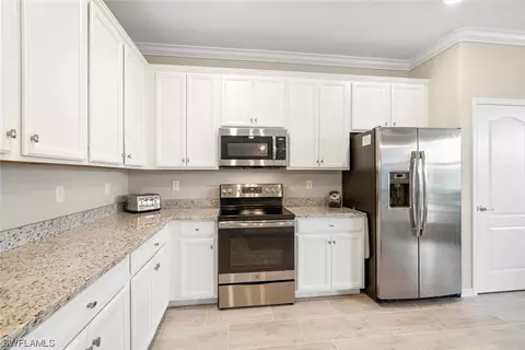 19219 Mesic Ln, Estero, FL 33928 photo 13