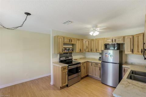 907 Maddock St E, Lehigh Acres, FL 33974 photo 18