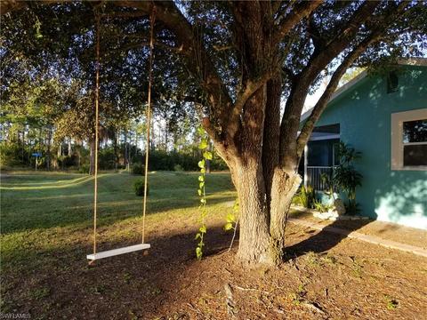 907 Maddock St E, Lehigh Acres, FL 33974 photo 11