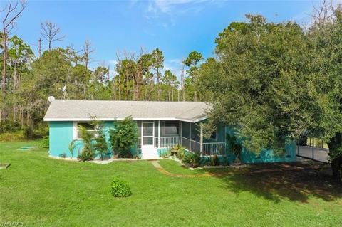 907 Maddock St E, Lehigh Acres, FL 33974 photo 31