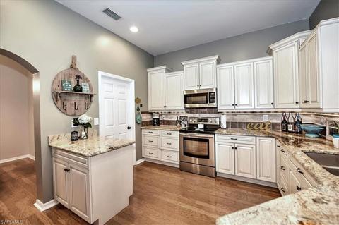 9059 Estero River Cir, Estero, FL 33928 photo 4