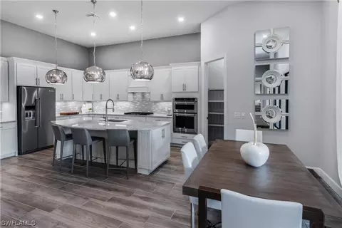 6875 Cocoplum St, Naples, FL 34114 photo 7