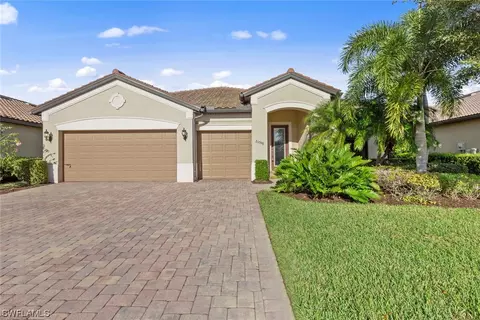 20398 Black Tree Ln, Estero, FL 33928 photo 6