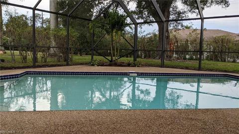 577 Countryside Dr, Naples, FL 34104 photo 5