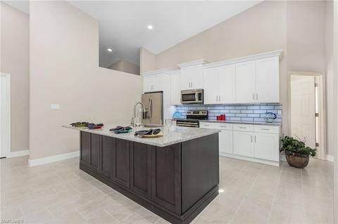 577 Countryside Dr, Naples, FL 34104 photo 14