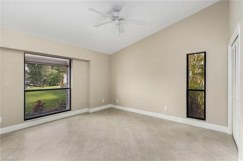 577 Countryside Dr, Naples, FL 34104 photo 7
