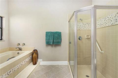 577 Countryside Dr, Naples, FL 34104 photo 11