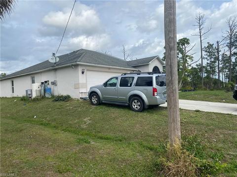 943 Gable St, Lehigh Acres, FL 33974 photo 1