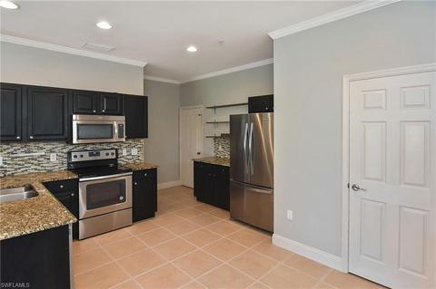 961 Hampton Cir, Naples, FL 34105 photo 7