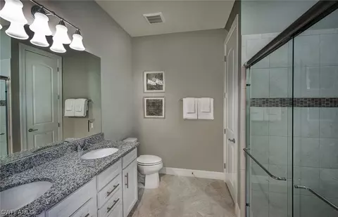 4049 E Hampton Cir, Alva, FL 33920 photo 9