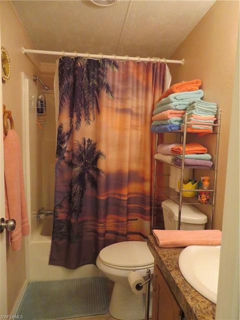 1091 Riverview Dr, Moore Haven, FL 33471 photo 12