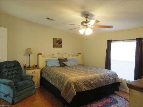 1091 Riverview Dr, Moore Haven, FL 33471 photo 7