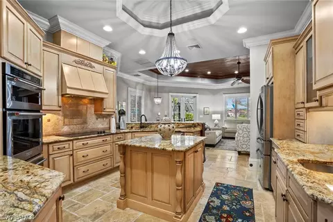 20535 Greentree Ct, Estero, FL 33928 photo 8