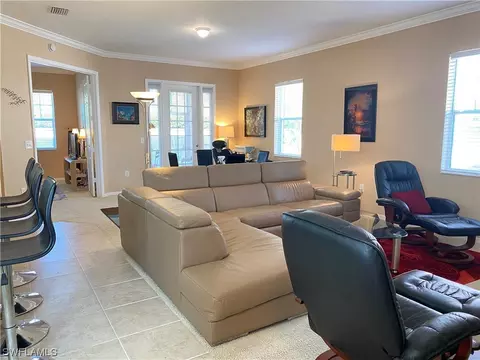 1000 Peggy Cir #302, Naples, FL 34113 photo 1