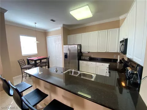 1000 Peggy Cir #302, Naples, FL 34113 photo 8