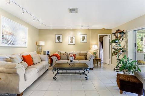 318 Pinehurst Cir, Naples, FL 34113 photo 13