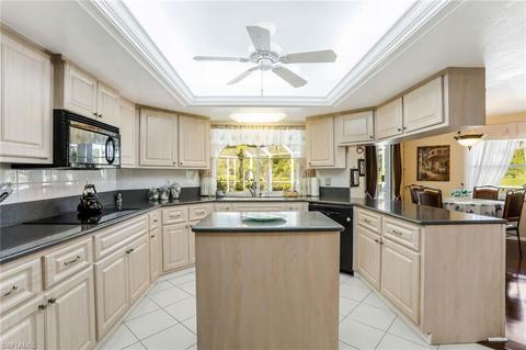 318 Pinehurst Cir, Naples, FL 34113 photo 16
