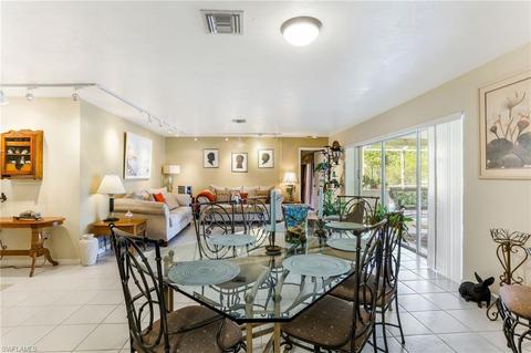 318 Pinehurst Cir, Naples, FL 34113 photo 11