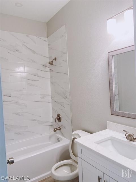 822 Porter St E, Lehigh Acres, FL 33974 photo 7