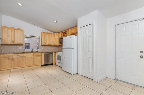 3072 Estey Ave S, Naples, FL 34104 photo 7