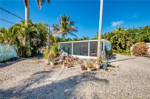 11521 Stringfellow Rd, Bokeelia, FL 33922 photo 3