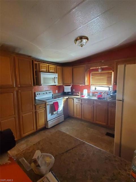 680 E Lincoln Ave, Labelle, FL 33935 photo 8