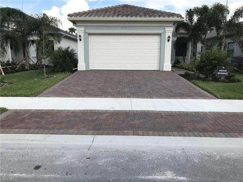 4474 Crimson Ave, Naples, FL 34119 photo 2