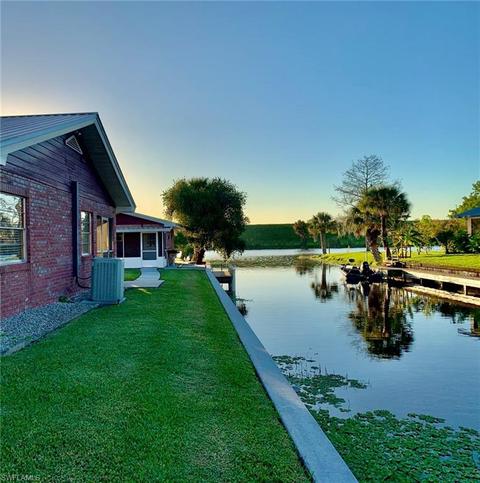 2576 County Road 721 Loop, Moore Haven, FL 33471 photo 4