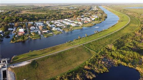 2576 County Road 721 Loop, Moore Haven, FL 33471 photo 17