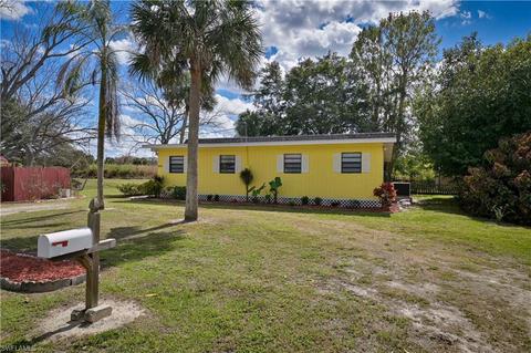 8500 Judeth Ln, Estero, FL 33928 photo 3