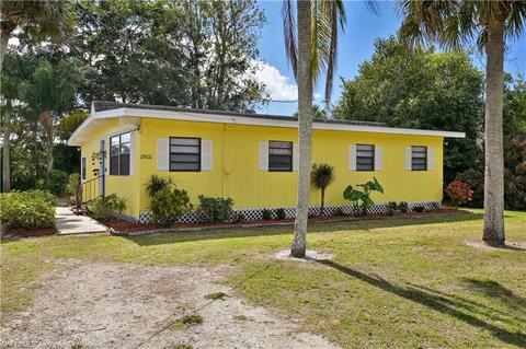 8500 Judeth Ln, Estero, FL 33928 photo 2