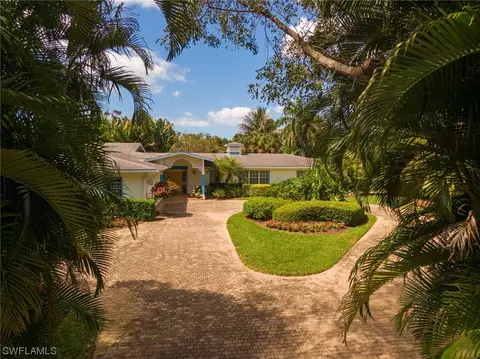 515 Yucca Rd, Naples, FL 34102 photo 6