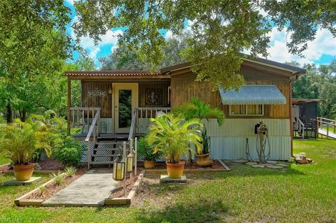 1195 Horseshoe Loop, Moore Haven, FL 33471 photo 1