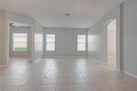 9538 Lismore Ln, Estero, FL 33928 photo 3