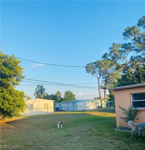 124 Apache St, Lehigh Acres, FL 33936 photo 11